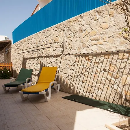 Chill Hill & Private - Sea Food Hostel Ericeira